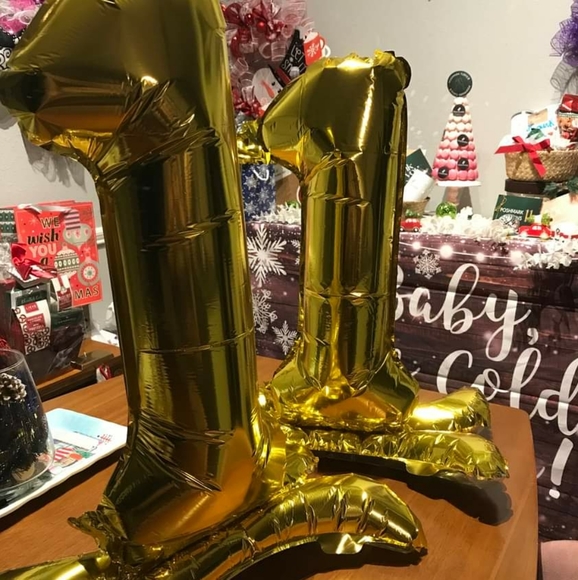 THANK YOU!!🎉🎈 POSHMARK TURNS 11, CELEBRATE WITH US EVENT DEC 11 730PM CTZ - Picture 7 of 10